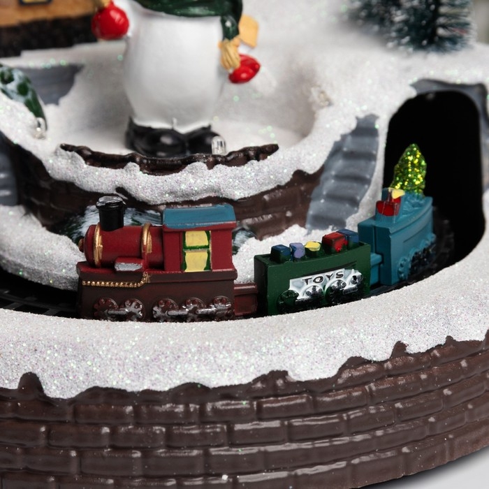 Светодиодная фигура &laquo;Поезд и снеговик&raquo; 20 &times; 20 &times; 16 см, полистоун, батарейки ААх3 (не в комплекте), USB, свечение тёплый белый