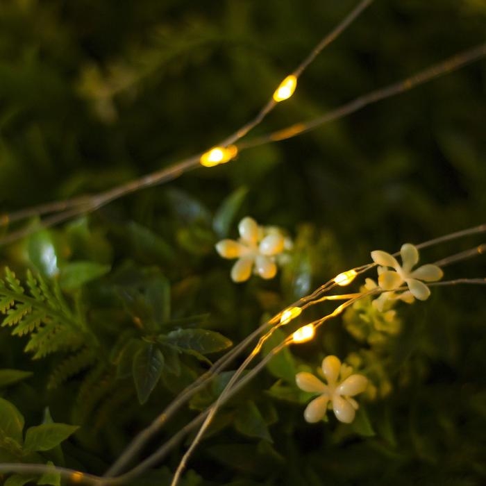 Гирлянда «Нить» 20 м роса, IP44, серебристая нить, 200 LED, свечение жёлтое, 2 режима, солнечная батарея Гирлянда «Нить» 20 м роса, IP44, серебристая нить, 200 LED, свечение жёлтое, 2 режима, солнечная батарея