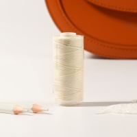 Нитки вощёные, плоские, 150D/16, 0,8 мм, 50 &plusmn; 2 м, цвет молочный