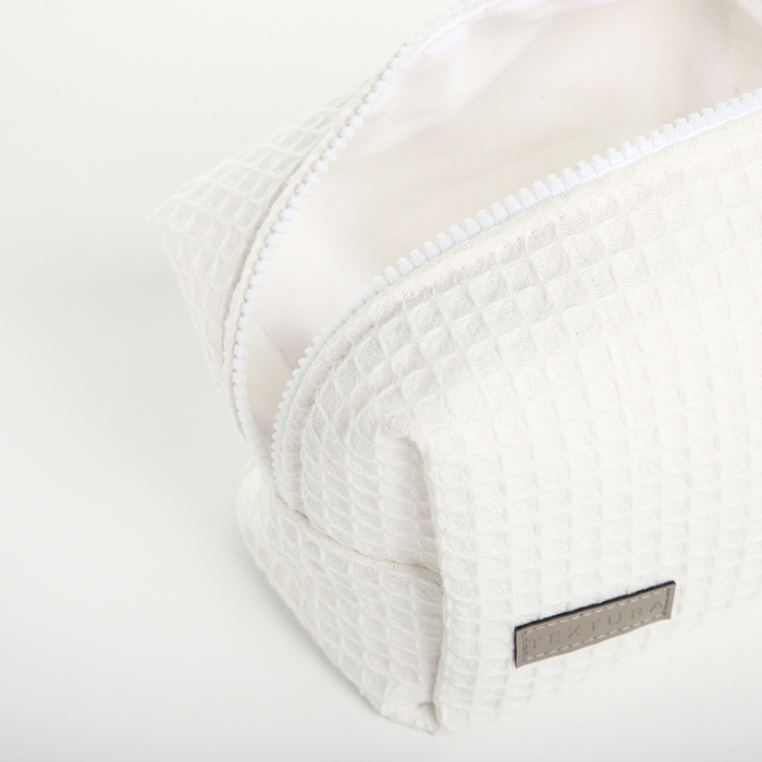 Косметичка на молнии TEXTURA, цвет белый