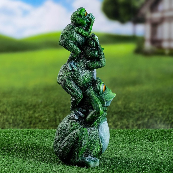 Садовая фигура из гипса &laquo;Лягушки&raquo;, 15&times;12&times;30 см