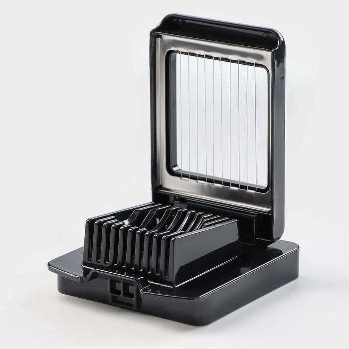 Овощерезка универсальная Magistro Vegan pro, 7 насадок, овощечистка, контейнер, цвет чёрно-белый