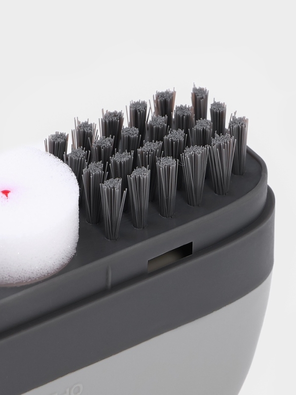 Щётка для обуви с моющим средством Raccoon, салфетка в комплекте, картонная коробка Щётка для обуви с моющим средством Raccoon, салфетка в комплекте, картонная коробка