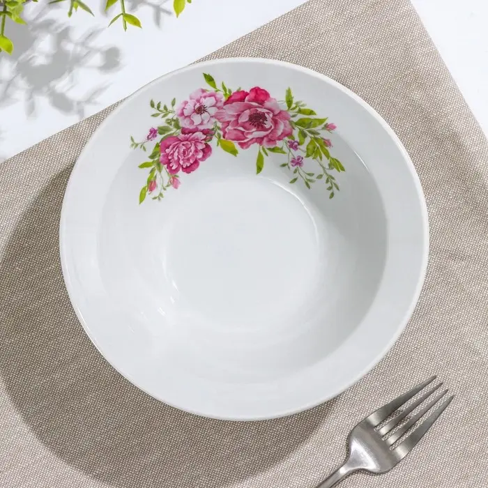 Салатник фарфоровый &laquo;Оливия&raquo;, 300 мл, d=17,5 см