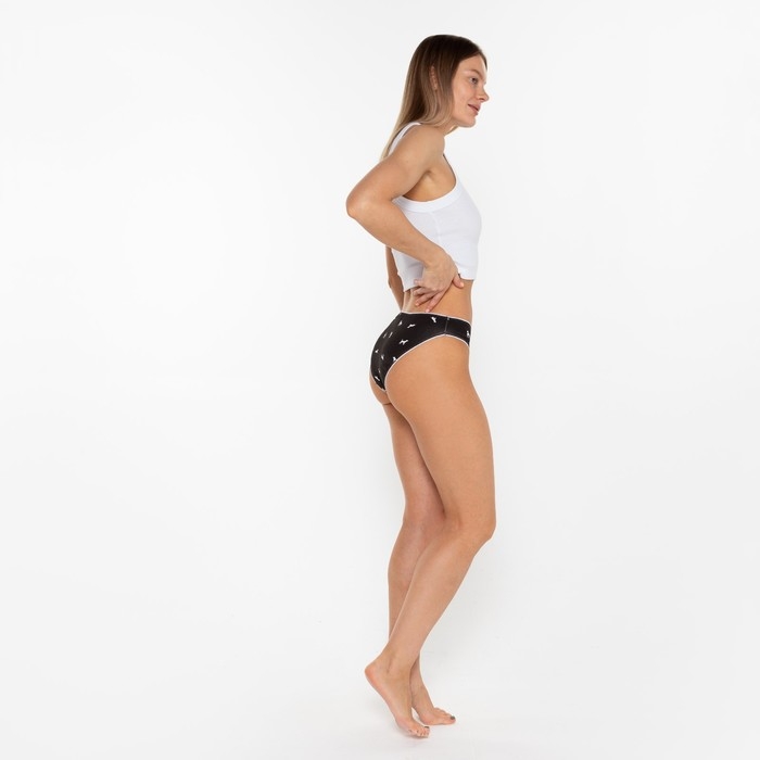 Трусы женские слипы, цвет чёрный, размер 48