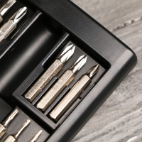 Набор отверток в фляге &laquo;Хочешь жить&raquo;, универсальный, 18 предметов