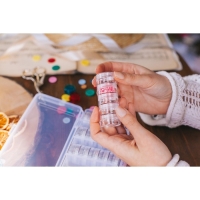 Набор баночек для рукоделия, 25 шт, d = 2,3 / 2,7 см, в контейнере со съёмными ячейками, 19 &times; 9,5 &times; 3,5 см, цвет прозрачный