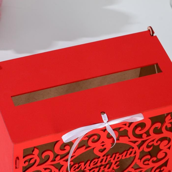 Семейный банк с вензелями, 24х14х20 см, Красный