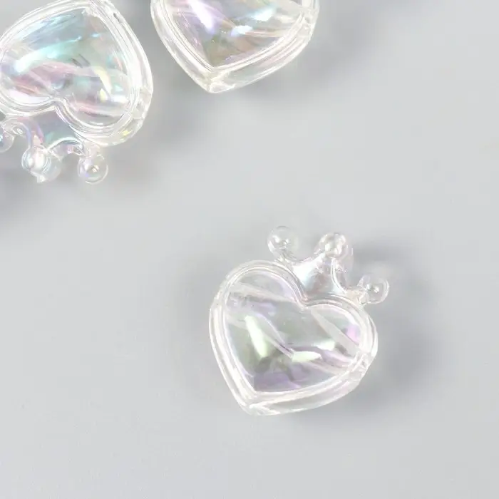 Бусина для рукоделия и плетения &laquo;Арт Узор. Сердечко с короной прозрачный перламутр&raquo;, пластик, 2.1&times;1.4&times;2.5 см