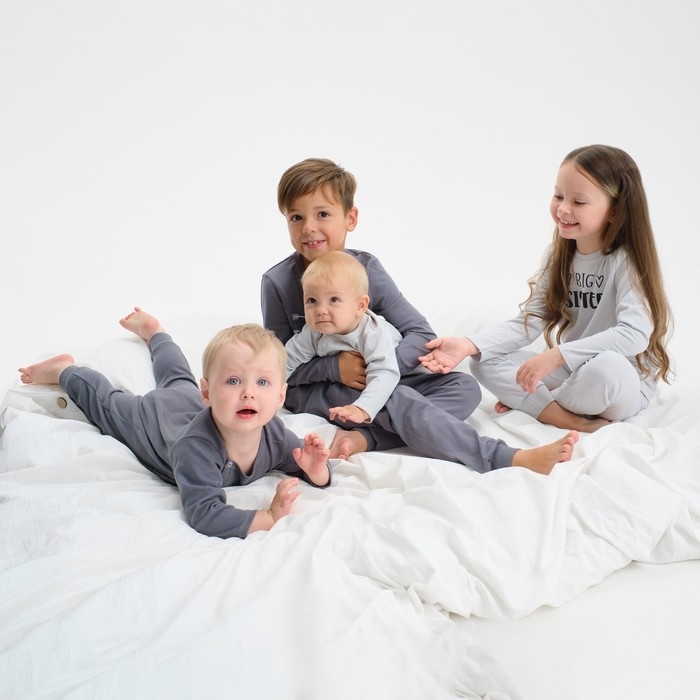 Комбинезон Крошка Я Sister, рост 80-86 см, серый Комбинезон Крошка Я Sister, рост 80-86 см, серый