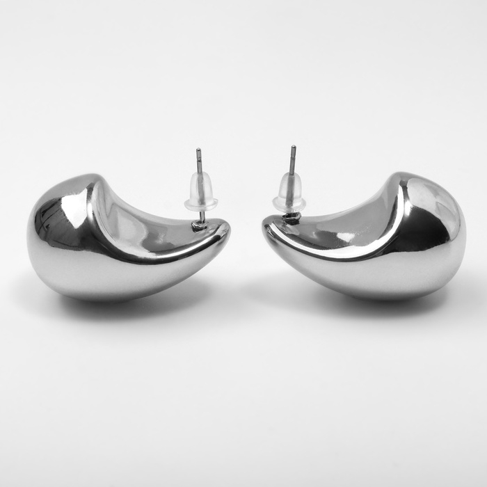 Серьги пластик &laquo;Капля&raquo; структура мах, цвет серебро