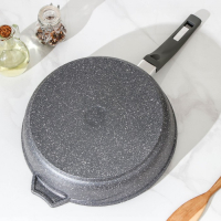 Сковорода &laquo;Гранит&raquo;, d=28 см, пластиковая ручка, антипригарное покрытие, цвет серый