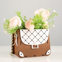Кашпо деревянное 15,5х10х12 см "Сумочка", мокко-белый Кашпо деревянное 15,5х10х12 см "Сумочка", мокко-белый