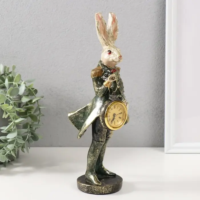 Сувенир полистоун с часами "Заяц в военном камзоле" 9,5х12х30 см