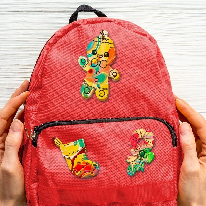 Набор для творчества &laquo;Рисуем в технике эбру. Значки из дерева: Новый год&raquo;