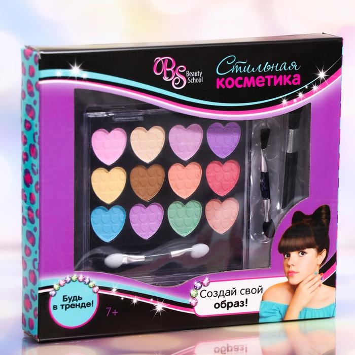 Набор косметики для девочки: тени, кисть, аппликатор Набор косметики для девочки: тени, кисть, аппликатор