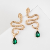 Новый год! Символ года 2025! Серьги со стразами &laquo;Змея&raquo; чарующая сила, цвет белый в золоте