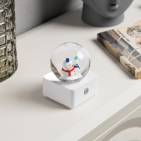 Светодиодная фигура &laquo;Шар со снеговиком и медведем&raquo; 10 &times; 14.3 &times; 10 см, пластик, USB, свечение тёплое белое