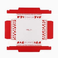 Коробка под 4 конфеты и шоколад с ячейками &laquo;Сердца&raquo; 18.8 х 15.7 х 3 см