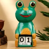 Календарь настольный &laquo;Лягушка&raquo;, 10&times;6.5&times;21 см, дерево, зелёный