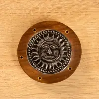 Подставка под благовония "Домовой" 7х7х2,5 см, дерево шишам