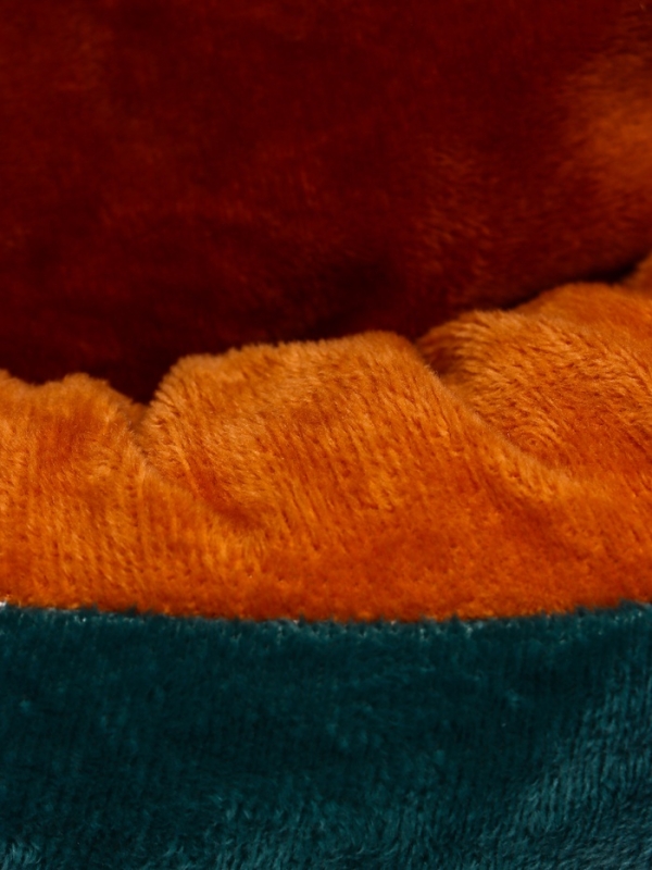 Лежанка для животных "Груша", 40*40 см, бежевая