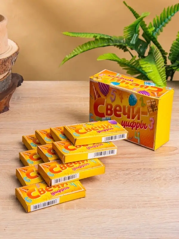 Свеча цифра "4" 8х3,75х1 см