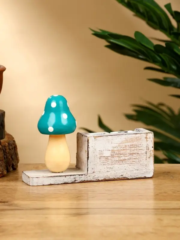 Календарь настольный "Грибок" дерево 13х3,5х9 см, цв. бело-зелёный