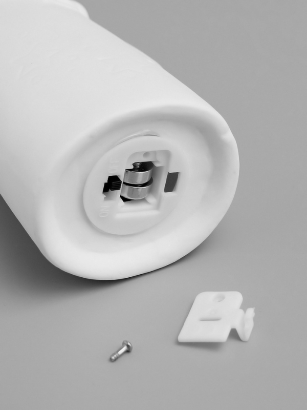 Светодиодная фигура "Дед Мороз в колпаке" 6х5.5х20.2 см, 1 LED, LR44x3(в компл.), свечение тёплое белое