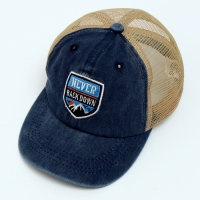 Кепка детская для мальчика с сеткой Never, джинса, р-р, 52-54 5-7 лет Кепка детская для мальчика с сеткой Never, джинса, р-р, 52-54 5-7 лет
