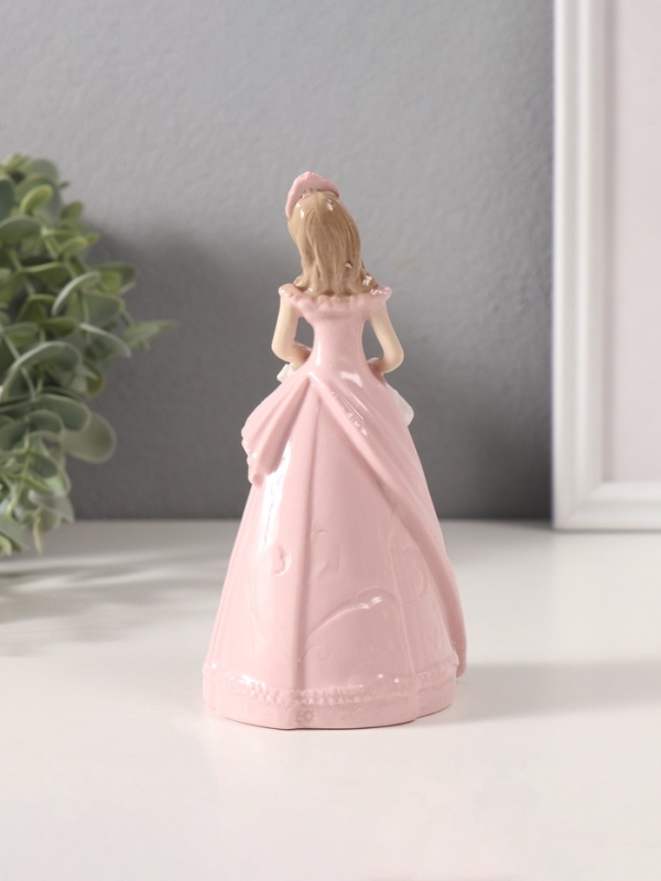 Сувенир керамика "Леди в розовом платье с сумочкой" 6,6х7,5х14,8 см