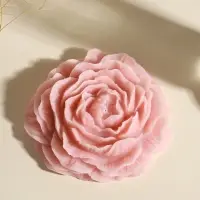 Свеча интерьерная "Бутон пиона" пыльная роза 16х14х4 см