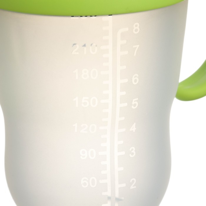 Бутылочка для кормления M&B, ШГ &Oslash;70мм, от 6 мес, 250мл, с ручками, силиконовая колба, цвет зеленый