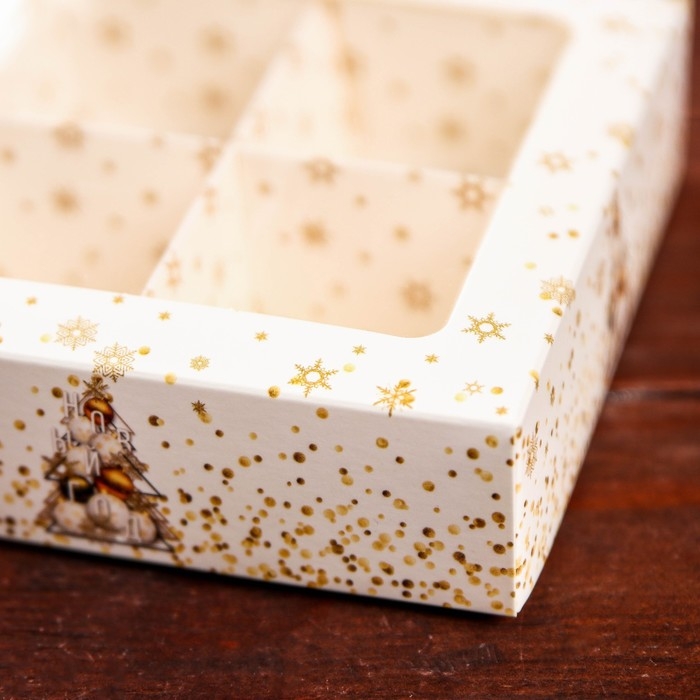 Новый год. Коробка для конфет 4 шт "Золотые звёзды" подарочная новогодняя упаковка, 12,6 х 12,6 х 3,5 см.