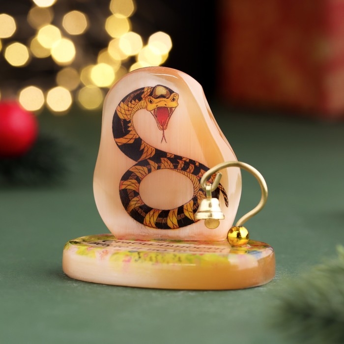 Новый год. Сувенир "Стабильности везде и во всём! 2025", с колокольчиком, селенит, 6х6х4,5 см 105837