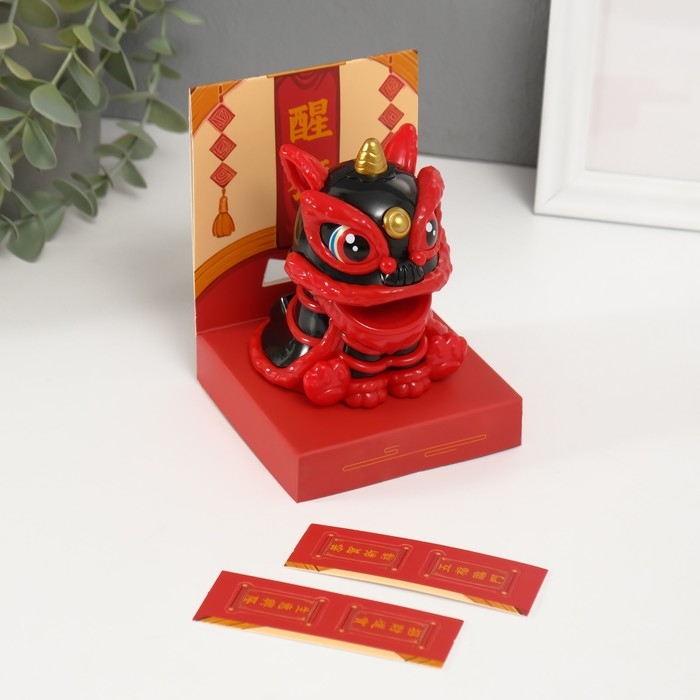 Маятник пластик "Китайский лев" красно-чёрный 8,5х7,3х8,5 см