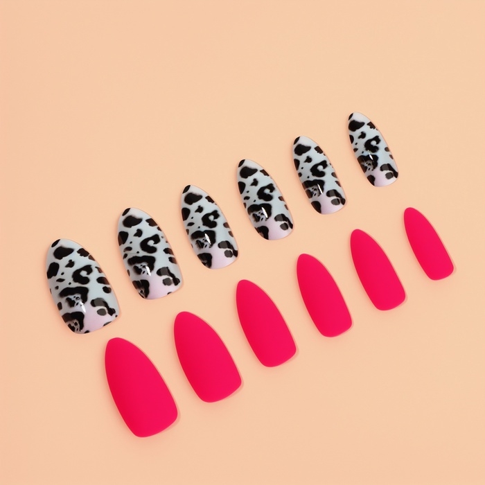 Накладные ногти &laquo;Лео&raquo;, 12 шт, с клеевыми пластинами, форма миндаль, чёрные, розовые