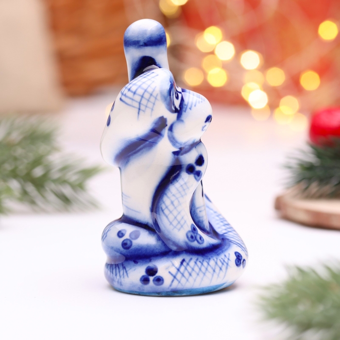 Сувенир "Змея с бутылкой", гжель