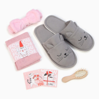 Подарочный набор новогодний "Merry catmas" полотенце и акс Подарочный набор новогодний "Merry catmas" полотенце и акс