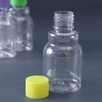 Баночка для скрапбукинга пластик "Бутылочка с кольцом" 50 мл  набор 6 шт 3,7х3,7х7,5 см