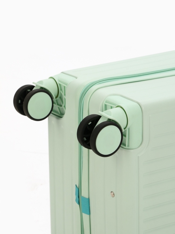 Чемодан 24", PС, 42*27*66, отд на молнии, код замок, 4 колеса, св. зеленый