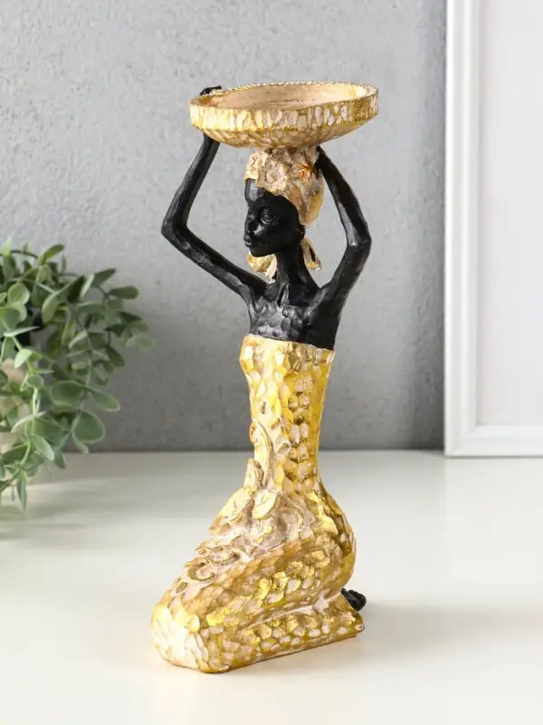 Подсвечник полистоун "Африканка в косынке с цветами" золото d=8 см 14х15х27,5 см