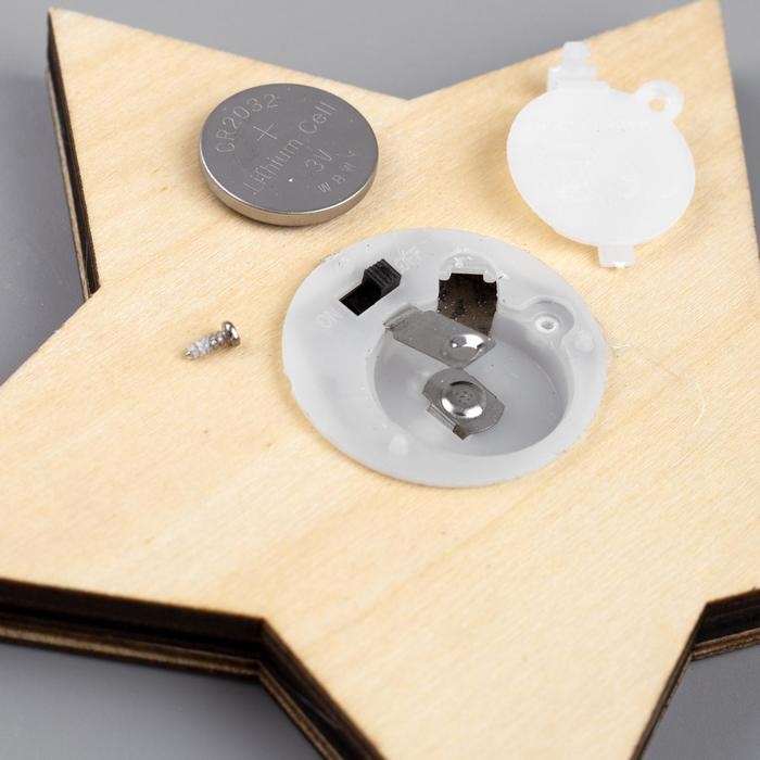 Ёлочная игрушка &laquo;Звезда в снежинках&raquo;, от батареек, свечение тёплое белое