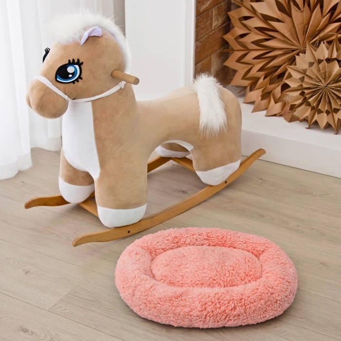 Лежанка для собак и кошек &laquo;Уют&raquo;, мягкий мех, 45 х 35 х 11 см, розовая