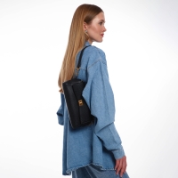 Сумка женская мессенджер на клапане TEXTURA, средний размер, цвет чёрный Сумка женская мессенджер на клапане TEXTURA, средний размер, цвет чёрный