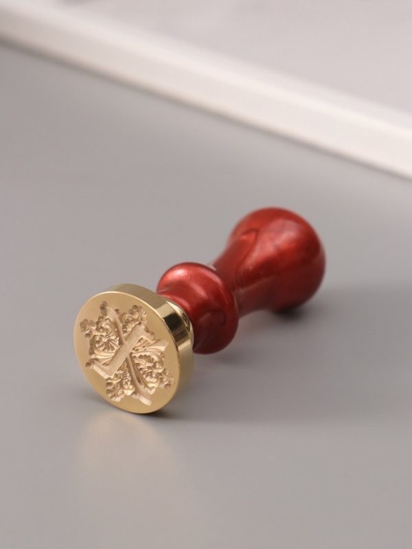 Печать для сургуча с пластиковой ручкой "Буква X на вензеле" 2,5х2,5х6,3 см