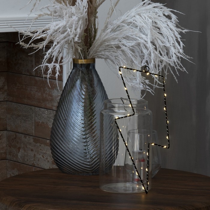 Светодиодная фигура «Молния» 16 × 29 см, металл, батарейки ААх2 (не в комплекте), свечение тёплое белое Светодиодная фигура «Молния» 16 × 29 см, металл, батарейки ААх2 (не в комплекте), свечение тёплое белое