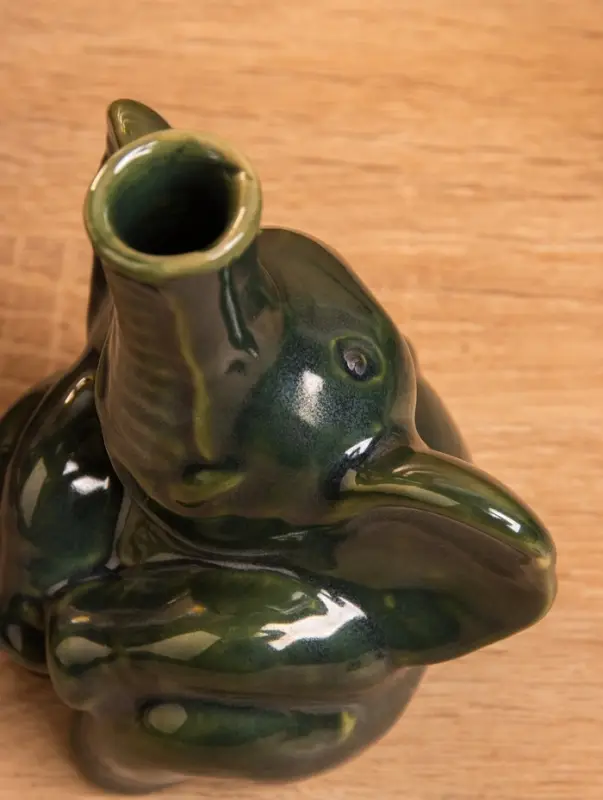 Сосуд для масла &laquo;Слон&raquo;, 10&times;8&times;14 см, керамика, зелёный