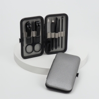 Набор маникюрный &laquo;Christian&raquo;, 8 предметов, в футляре, цвет чёрный/серый