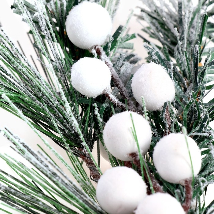 Новогодний декор &laquo;В снегу&raquo;, веточка, 34 &times; 18 &times; 6 см